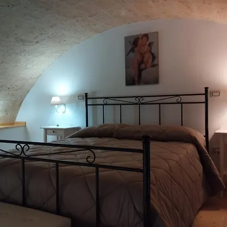 Porta Sant'antonio 格罗塔列